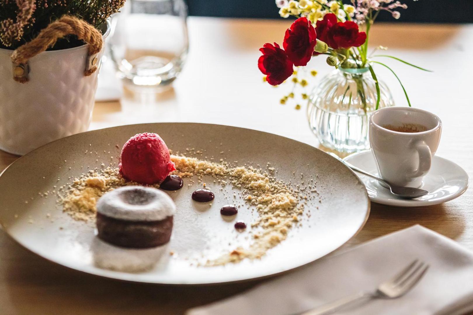 Hotel Akwawit Leszno Kültér fotó